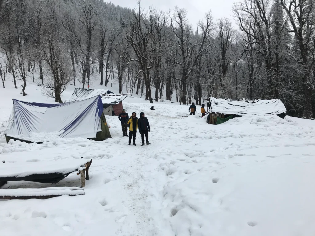 Brahmatal snow trek in Uttarakhand