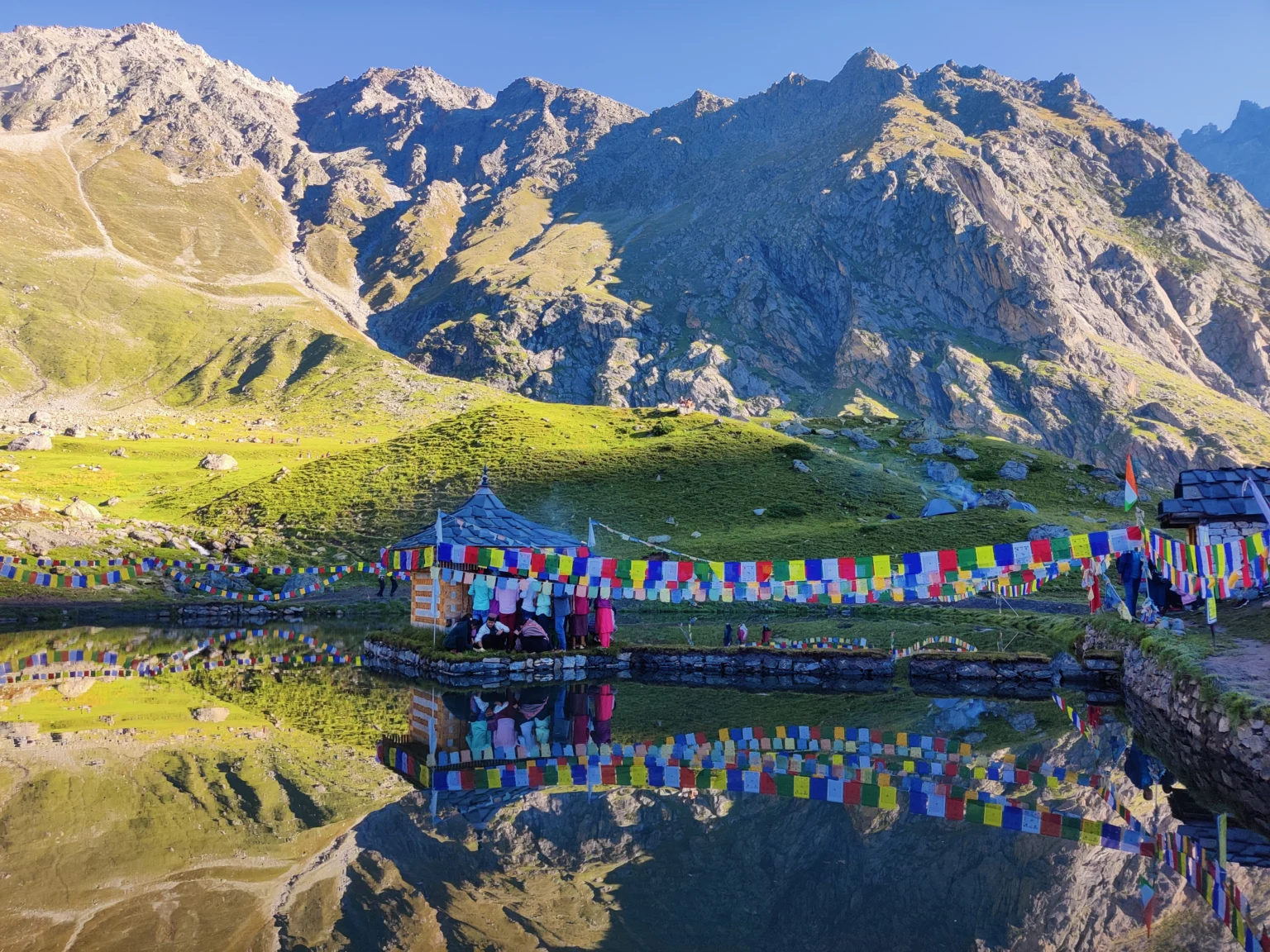 Best Treks in Himachal Pradesh - Yulla Kanda Trek